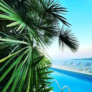 https://villa-mas-blau-mar.catalonia-hotels.com